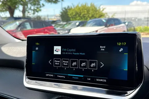 VK72YEX PEUGEOT e-2008 50kWh Allure Premium + Auto 5dr (7kW Charger) Thumbnail #43