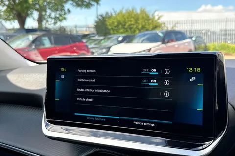 VK72YEX PEUGEOT e-2008 50kWh Allure Premium + Auto 5dr (7kW Charger) Thumbnail #49