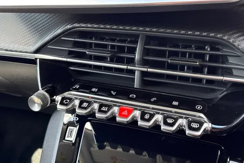 VK72YEX PEUGEOT e-2008 50kWh Allure Premium + Auto 5dr (7kW Charger) Thumbnail #55
