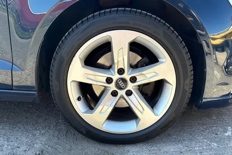 LV67KOA Audi A3 1.5 TFSI CoD Sport Euro 6 (s/s) 4dr Thumbnail #10