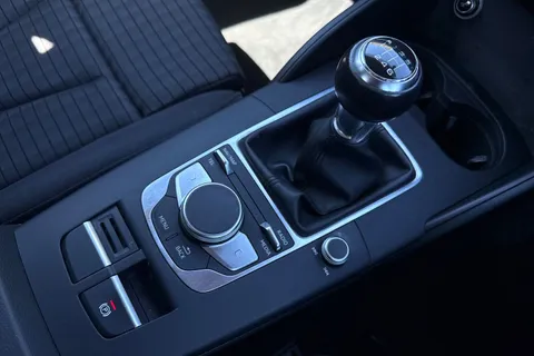 LV67KOA Audi A3 1.5 TFSI CoD Sport Euro 6 (s/s) 4dr Thumbnail #23