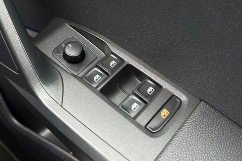 YW69CKK SEAT Arona 1.0 TSI SE Technology Euro 6 (s/s) 5dr Thumbnail #33