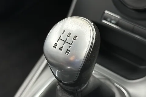 41 of 49 for Ford Fiesta 1.0T EcoBoost ST-Line Euro 6 (s/s) 3dr