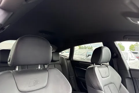 AO74OZH Audi A7 Black Edition 40 TDI quattro 204 PS S tronic Thumbnail #25