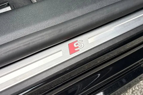 AO74OZH Audi A7 Black Edition 40 TDI quattro 204 PS S tronic Thumbnail #41
