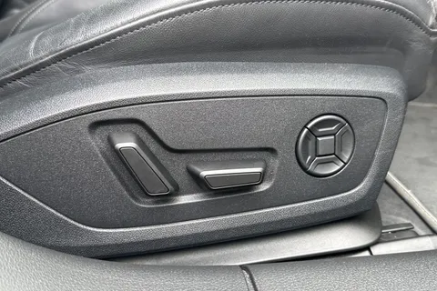 AO74OZH Audi A7 Black Edition 40 TDI quattro 204 PS S tronic Thumbnail #42