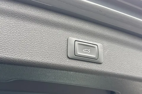 29 of 57 for Audi Q3 2.0 TDI 35 Sport quattro Euro 6 (s/s) 5dr