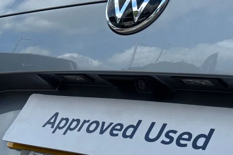 39 of 64 for VOLKSWAGEN CALIFORNIA 2.0 TDI Beach Camper 5dr DSG