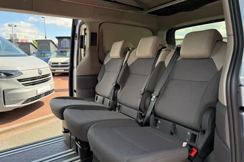 51 of 64 for VOLKSWAGEN CALIFORNIA 2.0 TDI Beach Camper 5dr DSG