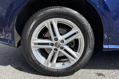 MV69UXD Audi Q5 S line 45 TFSI quattro 245 PS S tronic Thumbnail #11