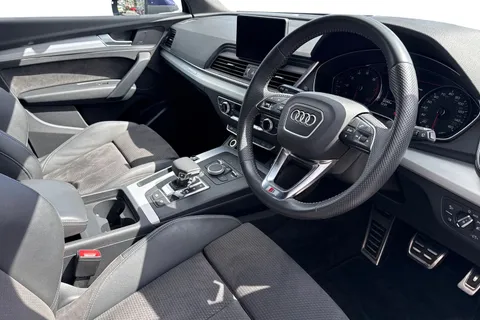 MV69UXD Audi Q5 S line 45 TFSI quattro 245 PS S tronic Thumbnail #14