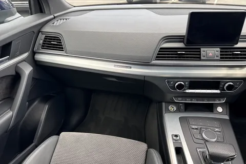 MV69UXD Audi Q5 S line 45 TFSI quattro 245 PS S tronic Thumbnail #20