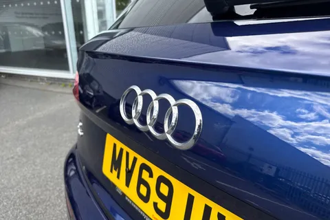 MV69UXD Audi Q5 S line 45 TFSI quattro 245 PS S tronic Thumbnail #33