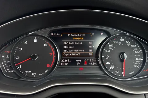 MV69UXD Audi Q5 S line 45 TFSI quattro 245 PS S tronic Thumbnail #51