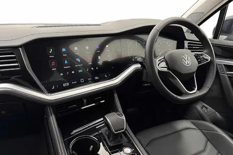 2 of 12 for Volkswagen Touareg 3.0 TSI eHybrid 4Motion Elegance 5dr Tip Auto**VAT QUALIFYING**
