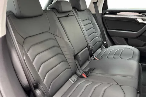 9 of 12 for Volkswagen Touareg 3.0 TSI eHybrid 4Motion Elegance 5dr Tip Auto**VAT QUALIFYING**