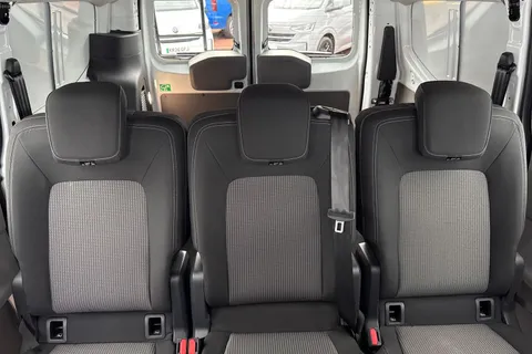 KR26GRX Volkswagen Transporter 2.0 TDI 170 Commerce Pro Kombi Van Auto Thumbnail #20
