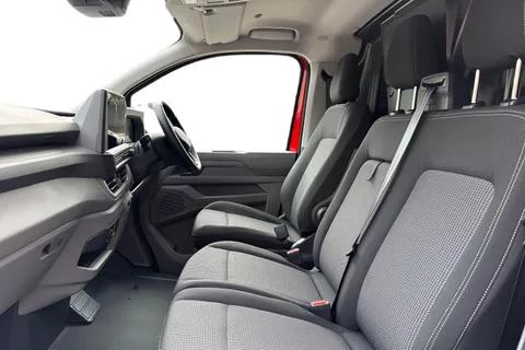 PK26UEA Volkswagen Transporter 2.0 TDI 150 Commerce Pro Van 4MOTION Auto Thumbnail #16