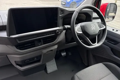 PK26UEA Volkswagen Transporter 2.0 TDI 150 Commerce Pro Van 4MOTION Auto Thumbnail #18