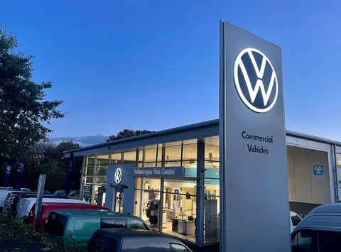 PK26UEA Volkswagen Transporter 2.0 TDI 150 Commerce Pro Van 4MOTION Auto Thumbnail #52