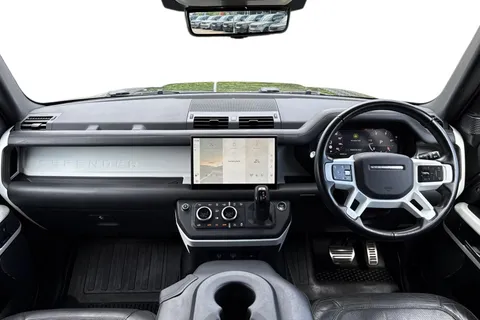 HG72DDZ Land Rover Defender 110 3.0 D250 Hard Top HSE 5dr Thumbnail #11