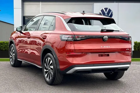  Volkswagen T-Roc 1.5 eTSI MHEV Life DSG Euro 6 (s/s) 5dr Thumbnail #3
