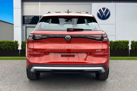  Volkswagen T-Roc 1.5 eTSI MHEV Life DSG Euro 6 (s/s) 5dr Thumbnail #5