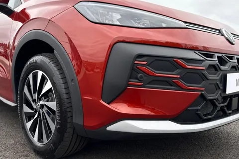  Volkswagen T-Roc 1.5 eTSI MHEV Life DSG Euro 6 (s/s) 5dr Thumbnail #9