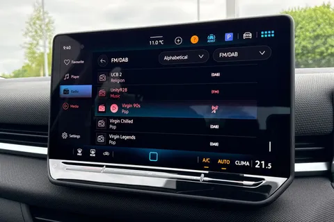  Volkswagen T-Roc 1.5 eTSI MHEV Life DSG Euro 6 (s/s) 5dr Thumbnail #41