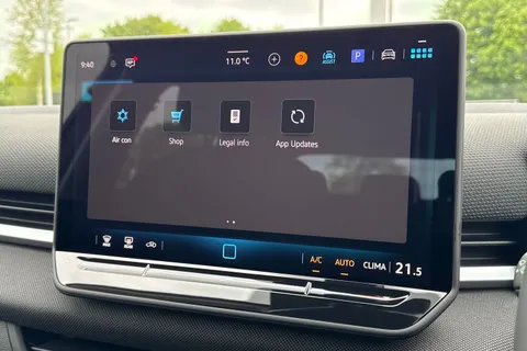  Volkswagen T-Roc 1.5 eTSI MHEV Life DSG Euro 6 (s/s) 5dr Thumbnail #45