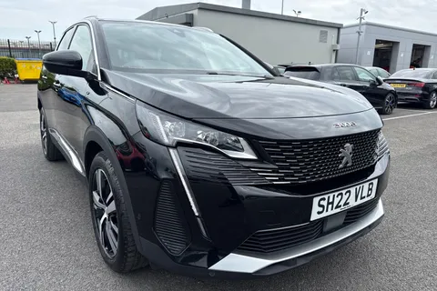 8 of 66 for PEUGEOT 3008 1.2 PureTech GT EAT Euro 6 (s/s) 5dr