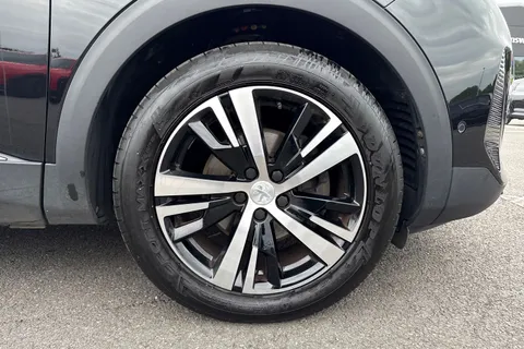 9 of 66 for PEUGEOT 3008 1.2 PureTech GT EAT Euro 6 (s/s) 5dr