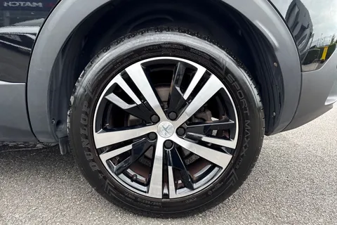 12 of 66 for PEUGEOT 3008 1.2 PureTech GT EAT Euro 6 (s/s) 5dr