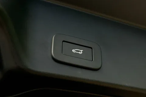 DS75WPF Land Rover Range Rover Evoque 2.0 D200 Edition 5dr Thumbnail #31