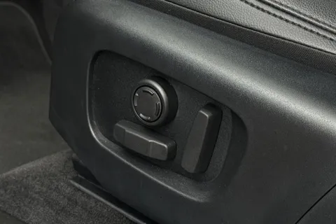 DS75WPF Land Rover Range Rover Evoque 2.0 D200 Edition 5dr Thumbnail #35