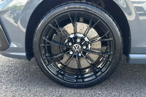  Volkswagen Golf 2.0 TSI R Black Edition DSG 4Motion Euro 6 (s/s) 5dr Thumbnail #12