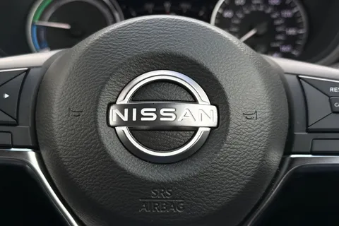 EY23TCJ Nissan Juke 1.6 N-Connecta Auto Euro 6 5dr Thumbnail #33