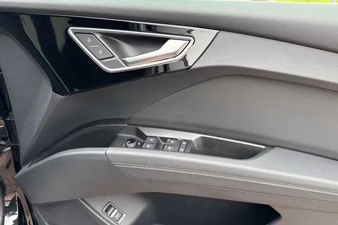 HF75OMS Audi Q4 e-tron Q4  S line 40 e-tron  150,00 kW Thumbnail #22