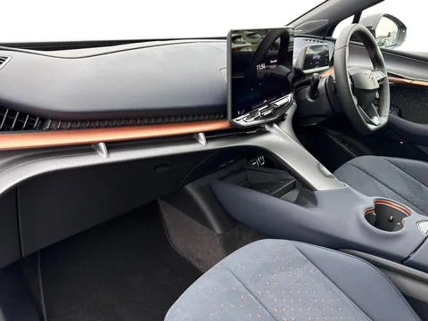 KN75ZMX CUPRA Tavascan 250kW VZ1 77kWh AWD 5dr Auto **Heat Pump & Winter Pack** Thumbnail #10
