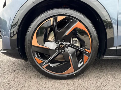 KN75ZMX CUPRA Tavascan 250kW VZ1 77kWh AWD 5dr Auto **Heat Pump & Winter Pack** Thumbnail #23