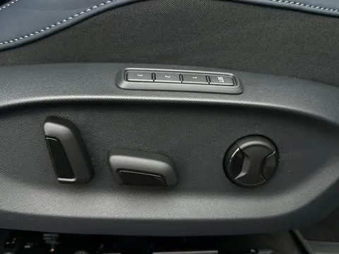 KN75ZMX CUPRA Tavascan 250kW VZ1 77kWh AWD 5dr Auto **Heat Pump & Winter Pack** Thumbnail #34