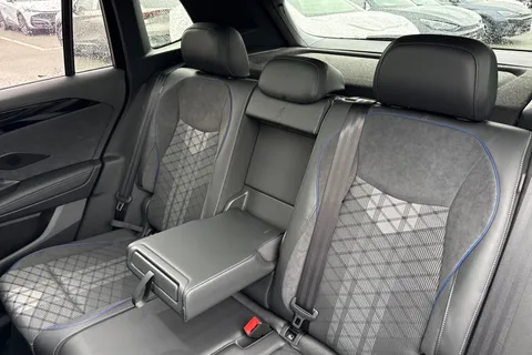  Volkswagen Tiguan 2.0 TDI R-Line DSG Euro 6 (s/s) 5dr Thumbnail #19