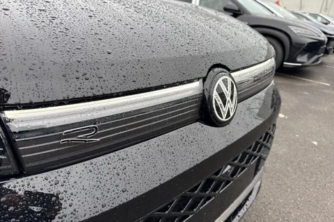  Volkswagen Tiguan 2.0 TDI R-Line DSG Euro 6 (s/s) 5dr Thumbnail #25