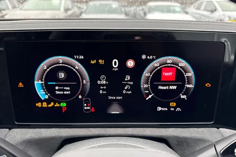  Volkswagen Tiguan 2.0 TDI R-Line DSG Euro 6 (s/s) 5dr Thumbnail #35