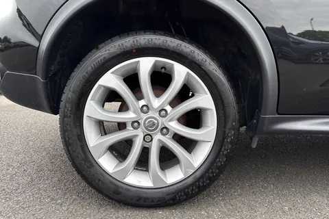 11 of 61 for Nissan Juke 1.2 DIG-T Tekna Euro 6 (s/s) 5dr