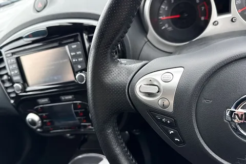 36 of 61 for Nissan Juke 1.2 DIG-T Tekna Euro 6 (s/s) 5dr