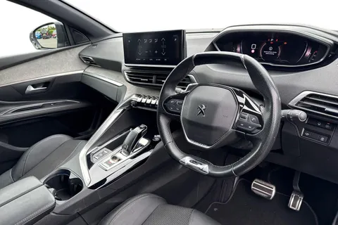 LV23SNF PEUGEOT 5008 1.5 BlueHDi GT EAT Euro 6 (s/s) 5dr Thumbnail #15