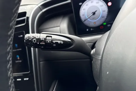 CL23OLV Hyundai Tucson 1.6 h T-GDi 13.8kWh Premium Auto 4WD Euro 6 (s/s) 5dr Thumbnail #42