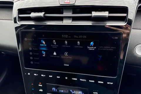 CL23OLV Hyundai Tucson 1.6 h T-GDi 13.8kWh Premium Auto 4WD Euro 6 (s/s) 5dr Thumbnail #47
