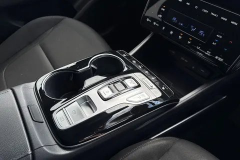 CL23OLV Hyundai Tucson 1.6 h T-GDi 13.8kWh Premium Auto 4WD Euro 6 (s/s) 5dr Thumbnail #58